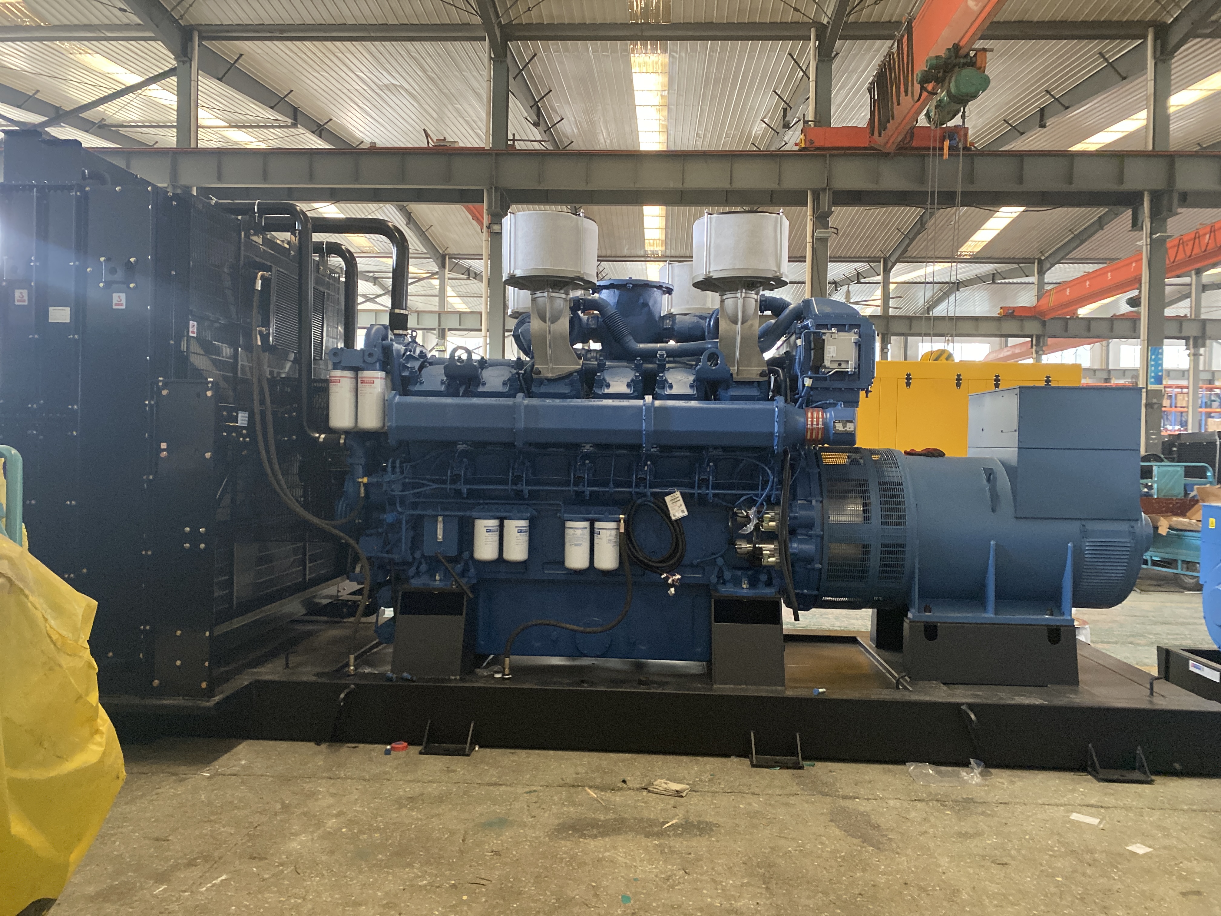 Grupo electrógeno diésel de tipo abierto Yuchai de 1350 KW: impulsando su mundo con confiabilidad