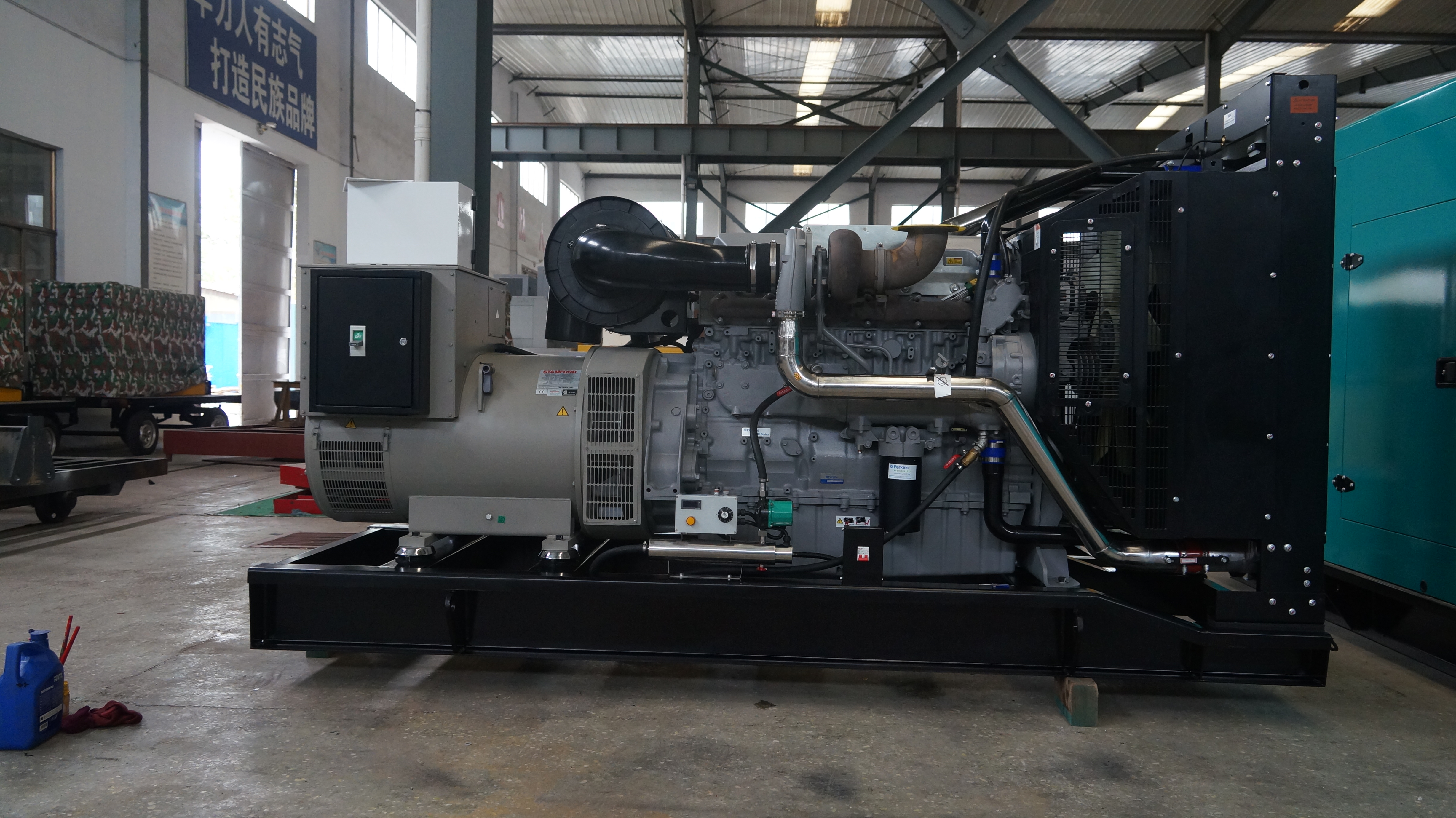 Grupo electrógeno diésel de tipo abierto Perkins de 400 KW: energía confiable para aplicaciones críticas