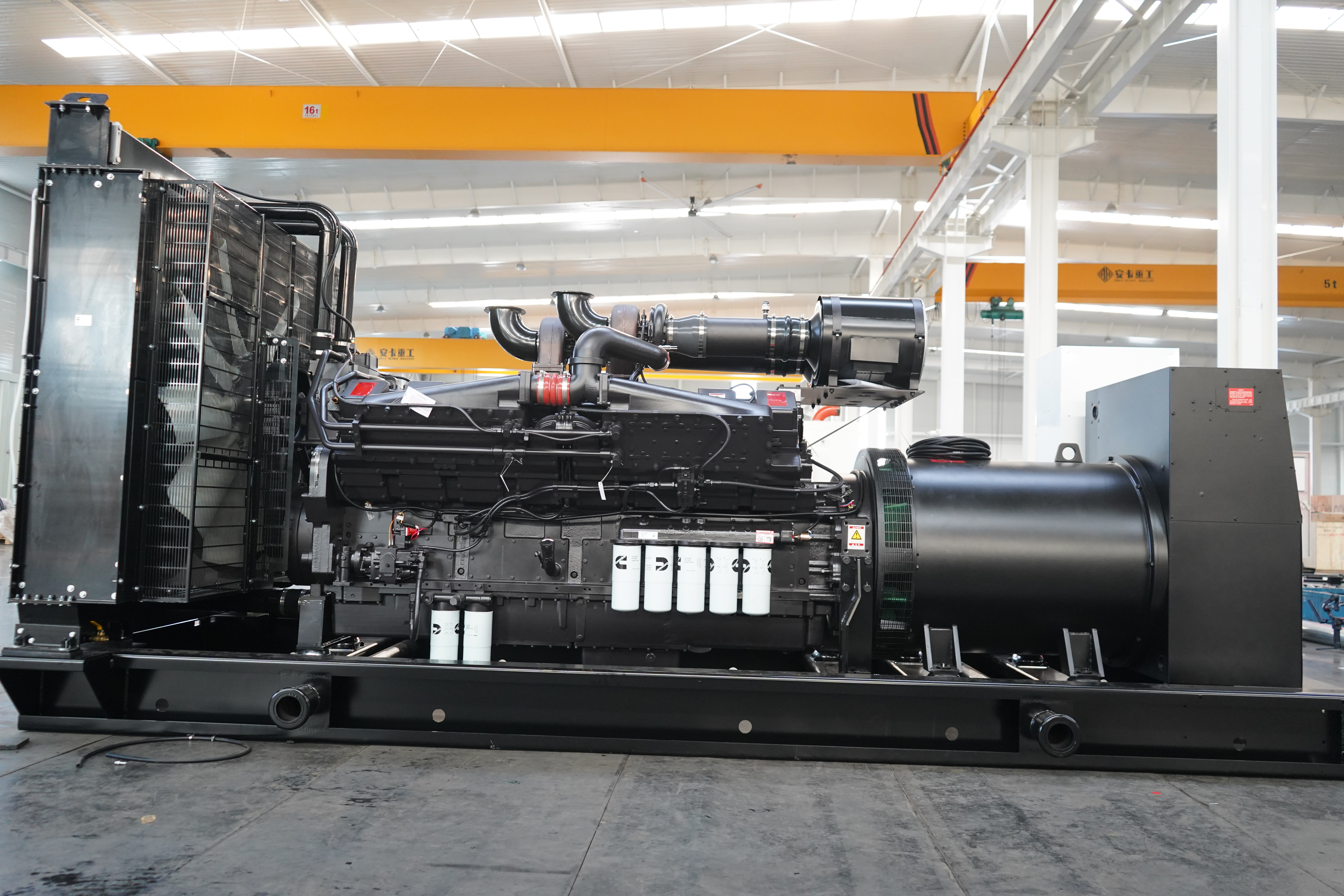 Potencia y confiabilidad inigualables: el grupo electrógeno diesel de tipo abierto Cummins de 1000 KW