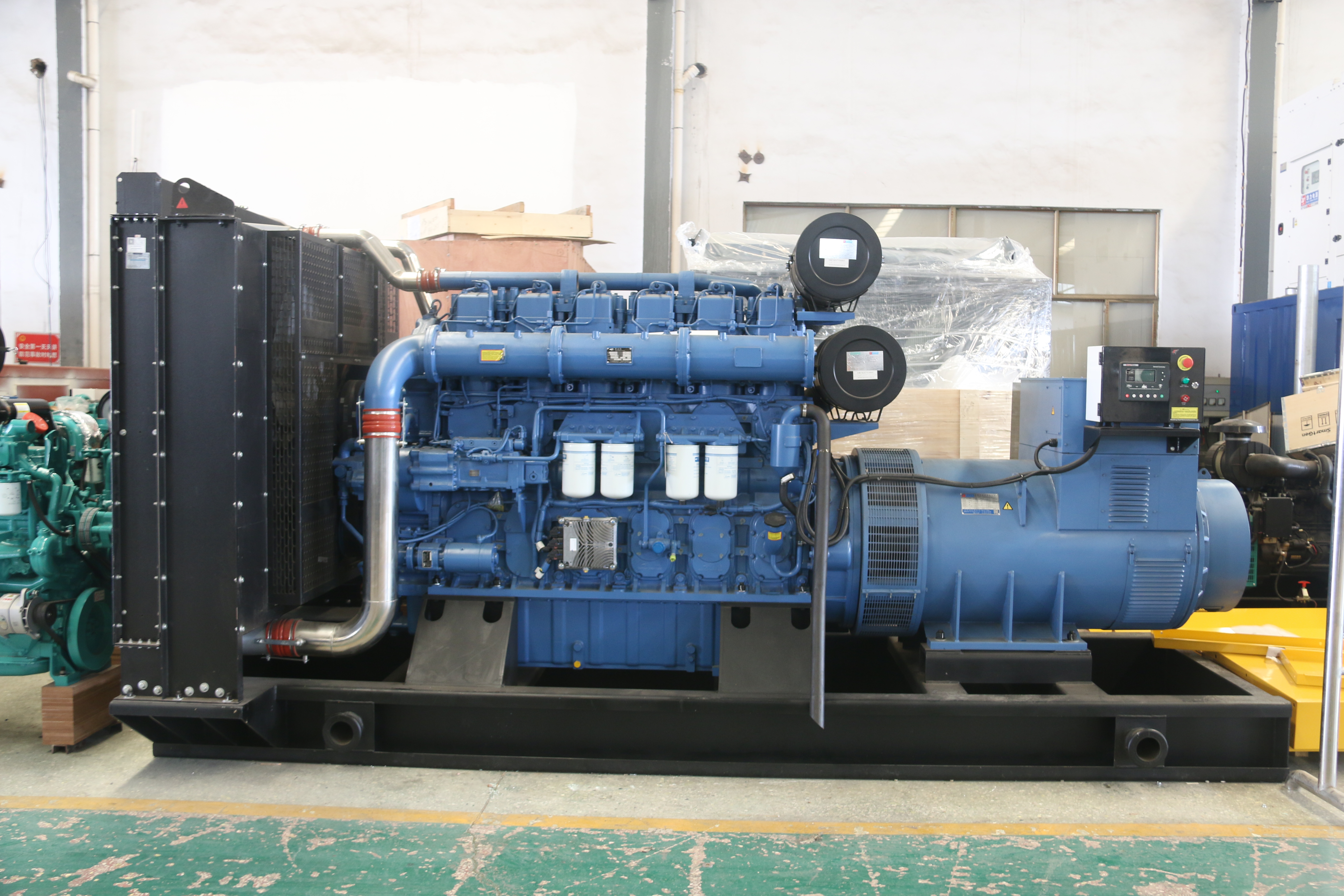 Grupo electrógeno diésel de tipo abierto Yuchai de 1000 KW: energía confiable para aplicaciones industriales